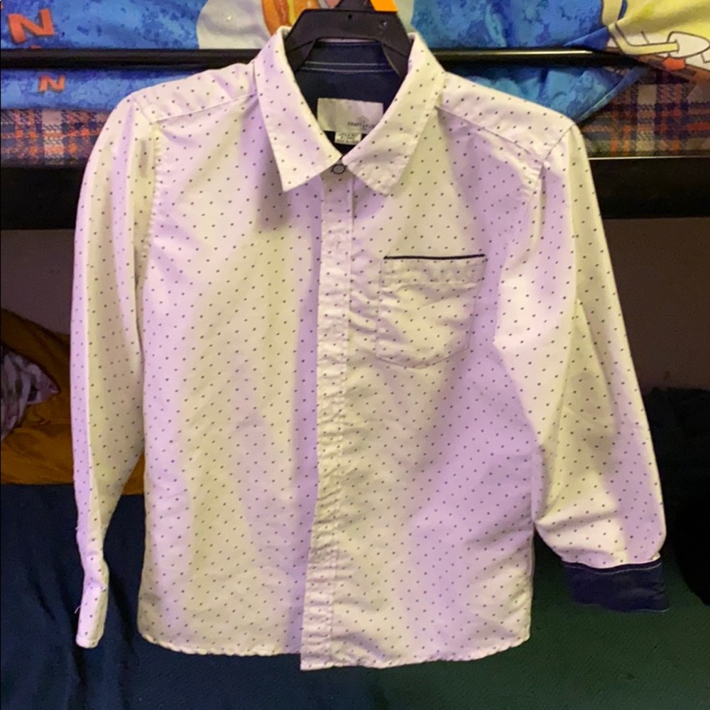 White dress shirt